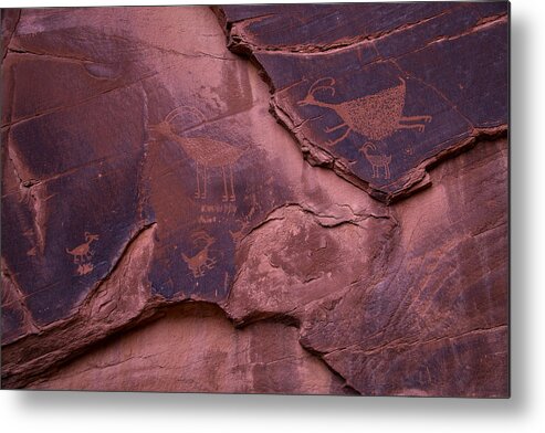 Pictograph Metal Print featuring the photograph Indian Cave Art by Garry Gay