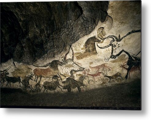 Cave Painting Metal Print featuring the photograph Lascaux II cave painting replica by Science Photo Library