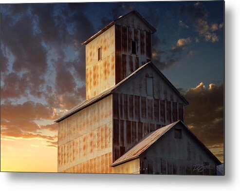 Burns Metal Print featuring the photograph Last Light on Burns Elevator by Rod Seel