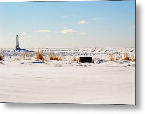 Frankfort Mi Metal Print featuring the photograph Lighthouse and Ice by Linda Kerkau