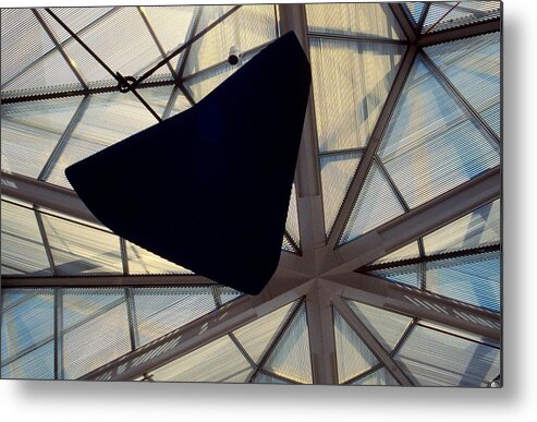 Washington Metal Print featuring the photograph Looking Up at the East Wing by Stuart Litoff