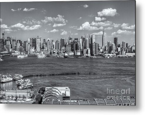 Clarence Holmes Metal Print featuring the photograph New York City Summer Skyline II by Clarence Holmes
