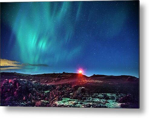 Scenics Metal Print featuring the photograph Northern Lights Over The Lava Field by Gunnar Örn Árnason