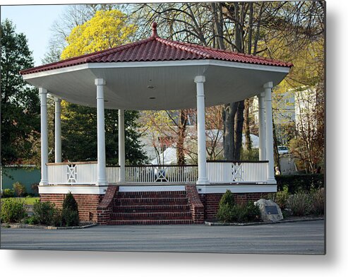 Northport Gazebo Metal Print featuring the photograph Northport Gazebo Long Island New York by Susan Jensen