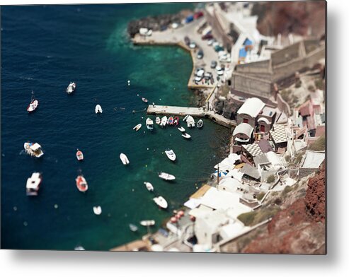 Greece Metal Print featuring the photograph Ormos Ammoudiou In Oia, In Santorini by David Clapp