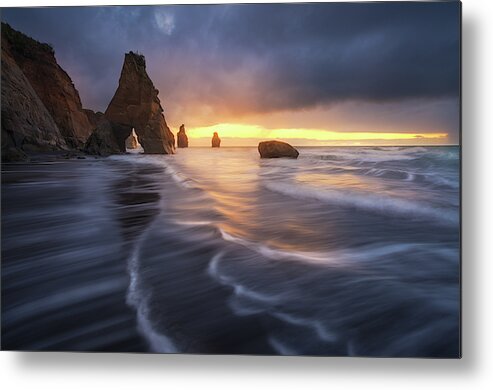 Seascape Metal Print featuring the photograph Raging Tide by Tim Fan