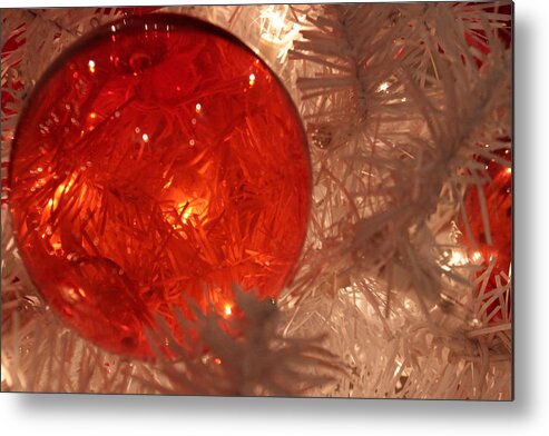 Red Ornament Metal Print featuring the photograph Red Christmas Ornament by Lynn Sprowl