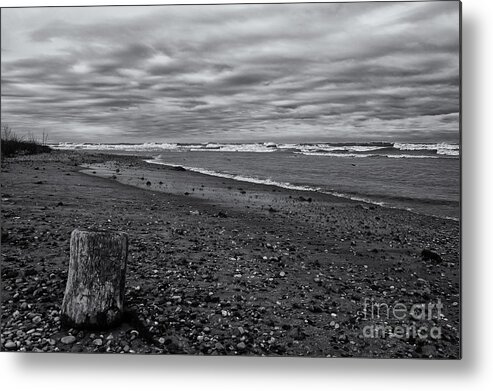 Lake Superior Shoreline Metal Print featuring the photograph Resting Place by Dan Hefle