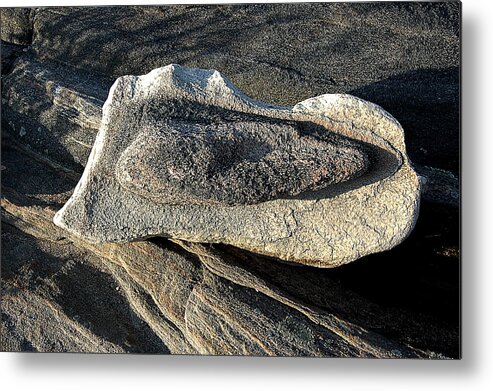 Canada Metal Print featuring the photograph Rock in Rock by Patrick Boening