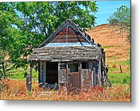 Country Houses Metal Print featuring the digital art Room 4 Rent by Joseph Coulombe