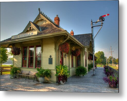 Saint Charles Metal Print featuring the photograph Saint Charles Station by Steve Stuller