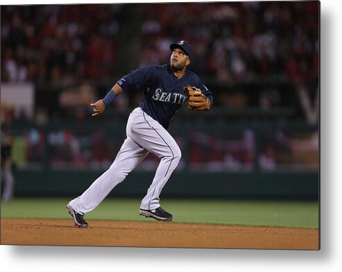 American League Baseball Metal Print featuring the photograph Seattle Mariners V Los Angeles Angels by Jeff Gross