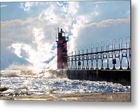 South Haven Lighthouse Metal Print featuring the photograph South Haven Lighthouse by Cheryl Cencich
