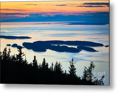 America Metal Print featuring the photograph Sucia Island by Inge Johnsson