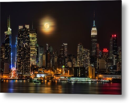 Empire State Building Metal Print featuring the photograph Super Moon Over NYC by Susan Candelario