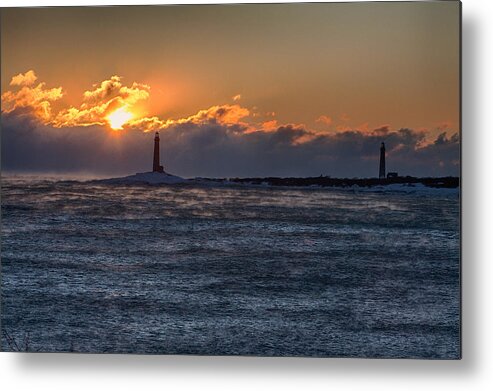 Gloucester Metal Print featuring the photograph Thacher Island lighthouse morning dawn by Jeff Folger