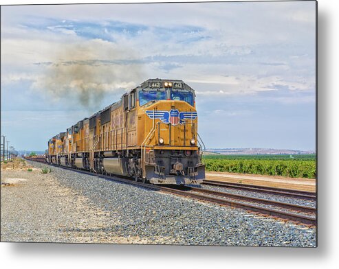 Bakersfield Metal Print featuring the photograph Up4421 by Jim Thompson