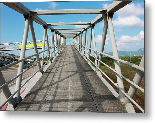 Tranquility Metal Print featuring the photograph Walkway To Cross The Street by Dircinhasw