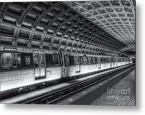 Clarence Holmes Metal Print featuring the photograph Washington DC Metro Station VI by Clarence Holmes