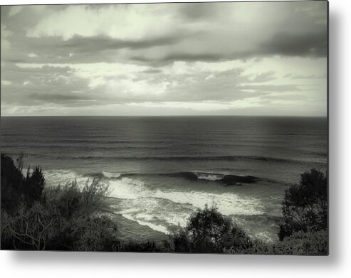 Dusk Metal Print featuring the photograph Wave Watching in Black and White - Kauai - Hawaii by Belinda Greb