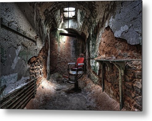 Urbex Metal Print featuring the photograph Who needs a trim. by Rob Dietrich