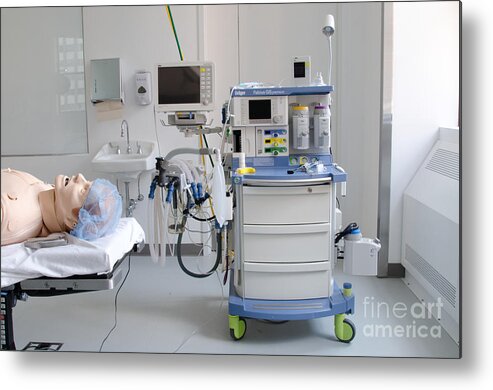 Anesthesia Metal Print featuring the Simulation Surgical Room #3 by Photo Researchers, Inc.
