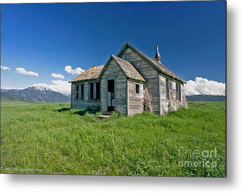 Old House Metal Print featuring the photograph Better Days by Mitch Shindelbower