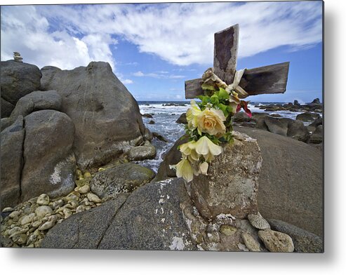 Aruba Metal Print featuring the photograph Caribbean Monument of Death by David Letts