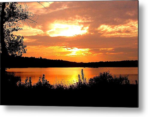 Horn Pond Metal Print featuring the photograph Horn Pond Sunset 2 by Jeff Heimlich