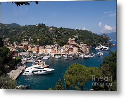 Portefino Harbour Metal Print featuring the photograph Ligurie Portefino by Jorgen Norgaard