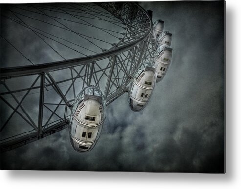 London Metal Print featuring the photograph More Then Meets The Eye by Evelina Kremsdorf