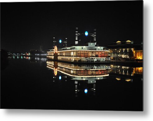 River Boats Metal Print featuring the photograph River Queen by Daniel Ness