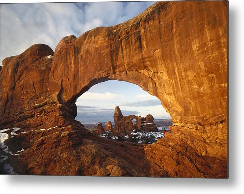 00171038 Metal Print featuring the photograph Turret Arch Through North Window Arch by Tim Fitzharris