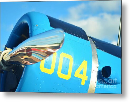 Vultee Bt-13 Valiant Metal Print featuring the photograph Vultee BT-13 Valiant Nose by Lynda Dawson-Youngclaus