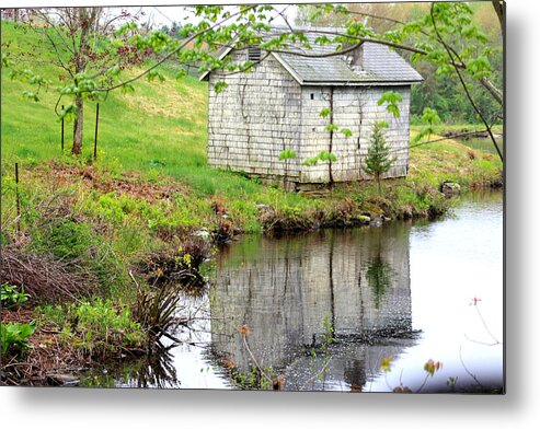 Well House Metal Print featuring the photograph Well House from a distance by Kim Galluzzo
