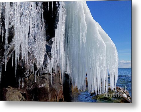 Icicles Metal Print featuring the photograph Icy Beauty #1 by Sandra Updyke