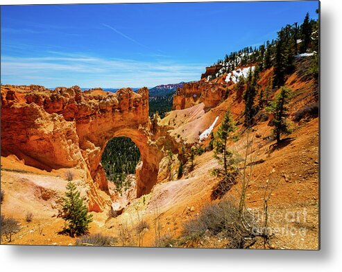 Bryce Canyon Metal Print featuring the photograph Bryce Canyon Utah #12 by Raul Rodriguez