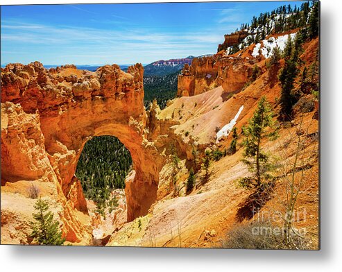 Bryce Canyon Metal Print featuring the photograph Bryce Canyon Utah #13 by Raul Rodriguez