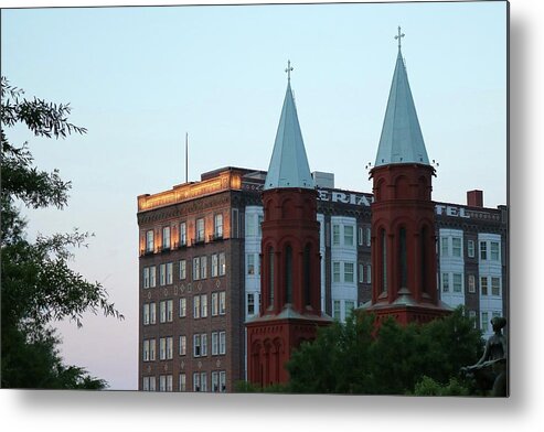 Photo For Sale Metal Print featuring the photograph Atlanta Twilight by Robert Wilder Jr