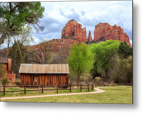Cabin Metal Print featuring the photograph Cabin At Cathedral Rock by James Eddy