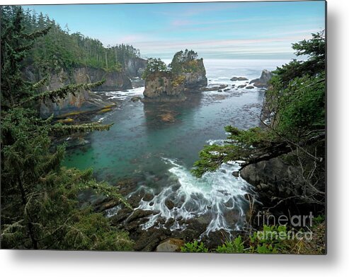 Cape Flattery Metal Print featuring the photograph Cape Flattery North Western Point by Martin Konopacki