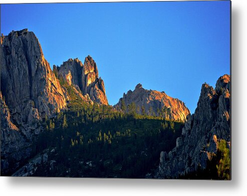 Castle Crags Metal Print featuring the photograph Castle Crags Morning by Sandra Peery