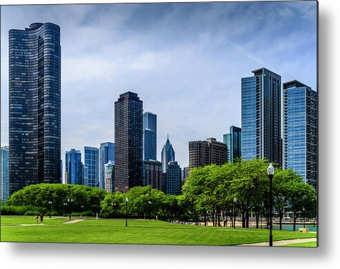 Buildings Metal Print featuring the photograph Chicago Skyline by Daniel Murphy