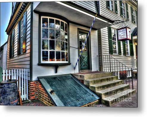 Colonial Williamsburg Metal Print featuring the photograph Colonial Williamsburg Barber and Peruke Maker by Gene Bleile Photography