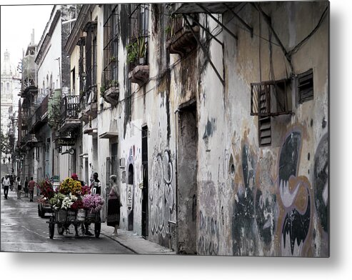  Cuba Street Life Metal Print featuring the photograph Cuban Flower Vendor by David Chasey