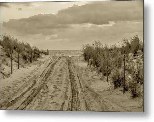 Beach Metal Print featuring the photograph Drive To The Ocean by Cathy Kovarik