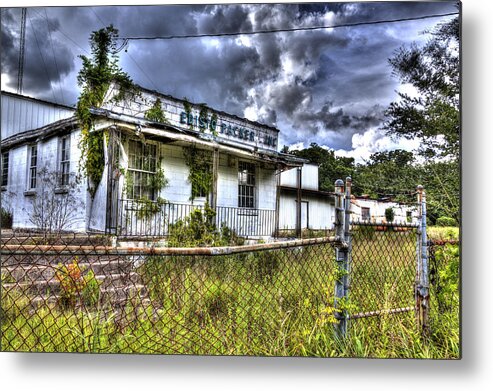 Abandoned Buildings Metal Print featuring the photograph Edisto Packers by Harry B Brown