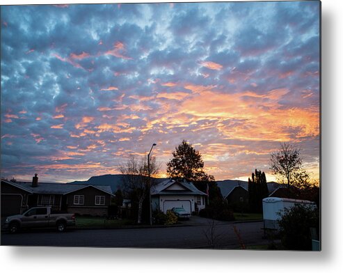 Everson 7:00 Am Metal Print featuring the photograph Everson 700 AM by Tom Cochran