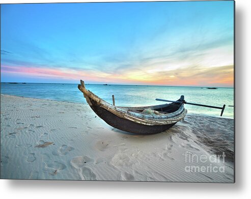 Sunrise Metal Print featuring the photograph Fisherman boat by MotHaiBaPhoto Prints