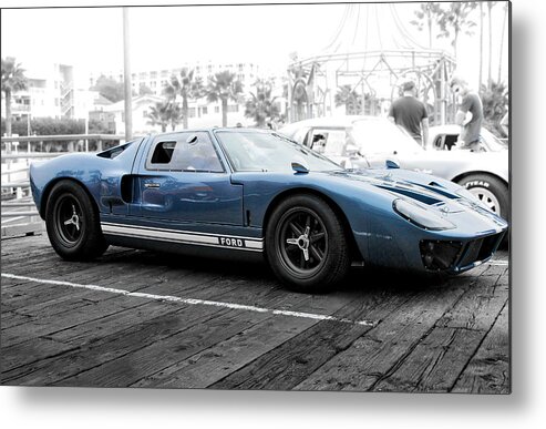 Ford Gt Metal Print featuring the photograph Ford G T 40 by Gene Parks